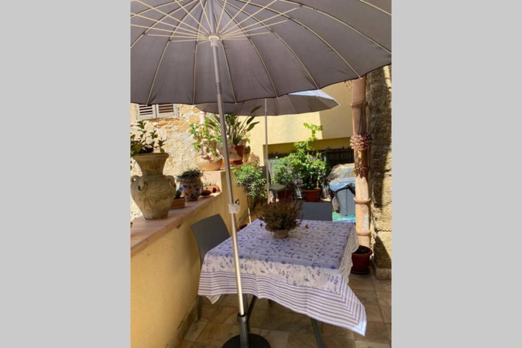 L'Elegante Dependance Del Barone Francesco Sala Apartment Agrigento Exterior photo