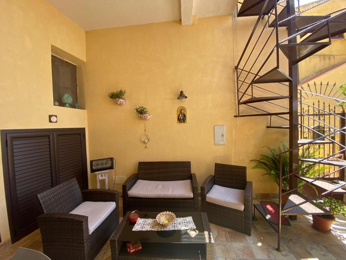 L'Elegante Dependance Del Barone Francesco Sala Apartment Agrigento Exterior photo